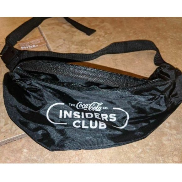 Coca-Cola Insiders Club Exclusive Black Fanny Pack - Picture 3 of 3